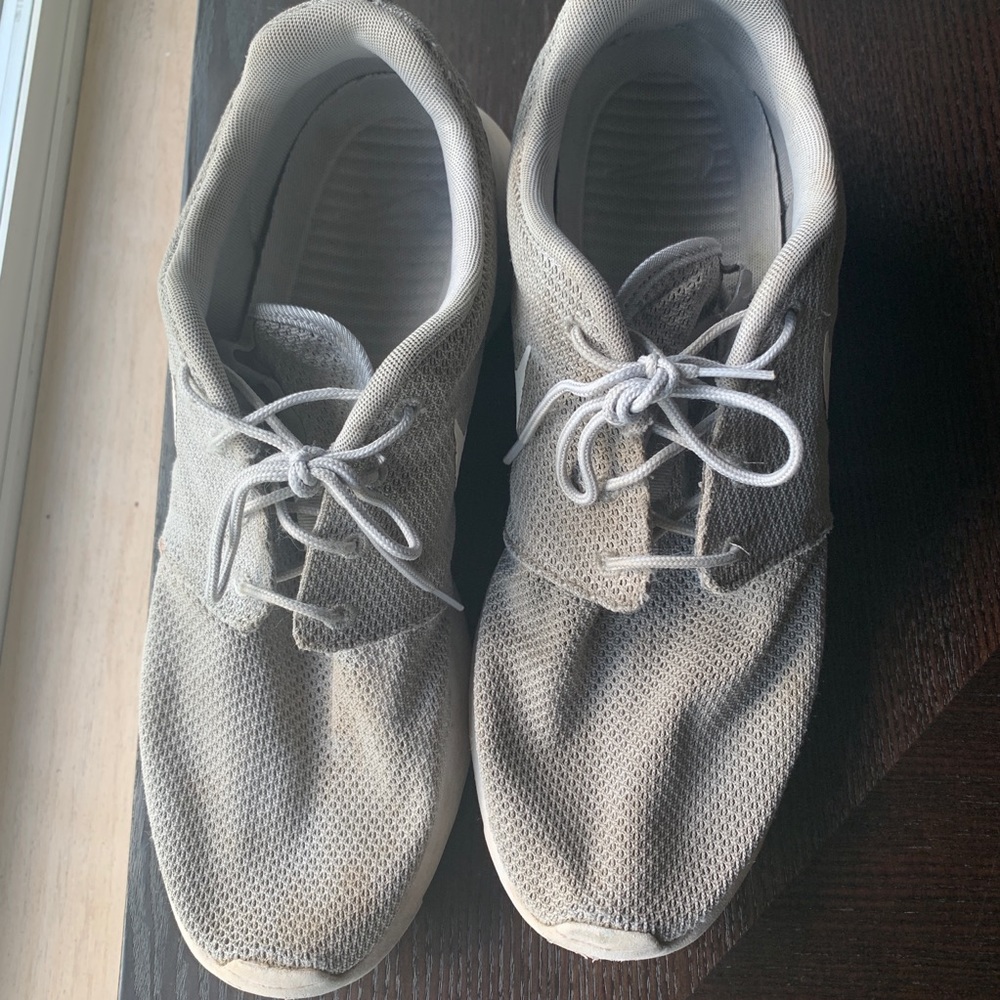 Nike Roshe Shoes
